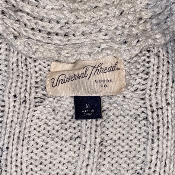 SOLD Universal Thread Cardigan - Picture 5 of 6